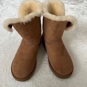 Women’s Ugg Boots like new size 7